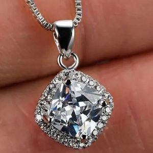 Exquisite White Sapphire Pendant with Necklace
